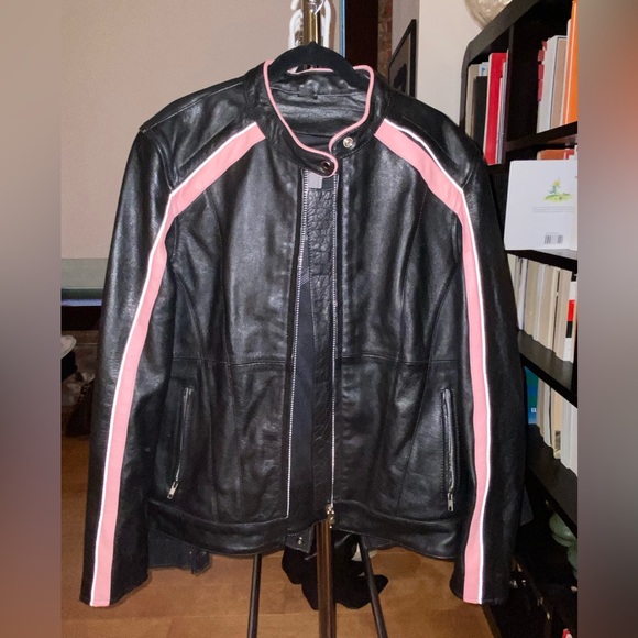 Black & pink perfect oversized biker jacket 🖤💕🖤💕 - Picture 2 of 5